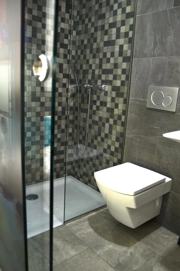 Bed&Breakfast 10 Girona Dış mekan fotoğraf