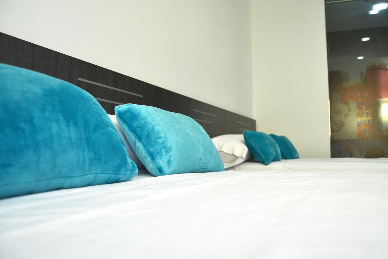 Bed&Breakfast 10 Girona Dış mekan fotoğraf