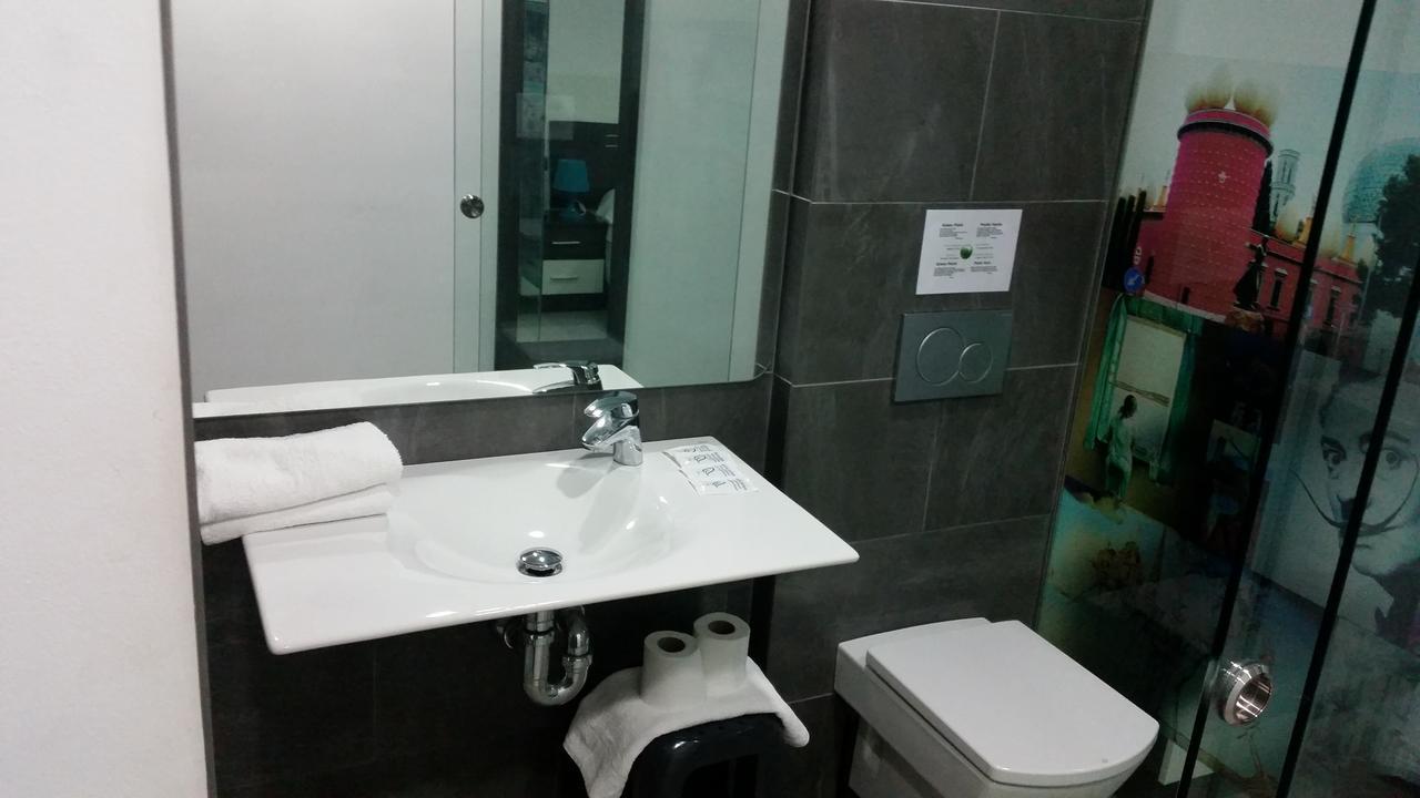 Bed&Breakfast 10 Girona Dış mekan fotoğraf