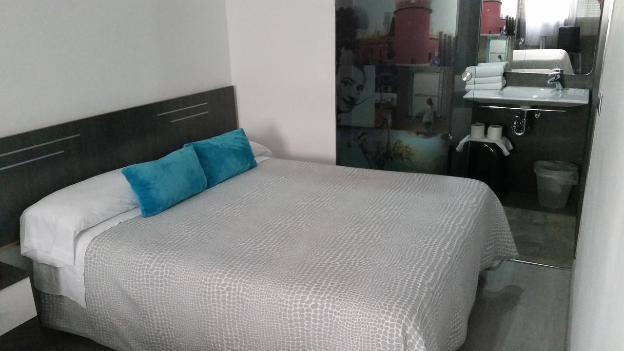 Bed&Breakfast 10 Girona Dış mekan fotoğraf