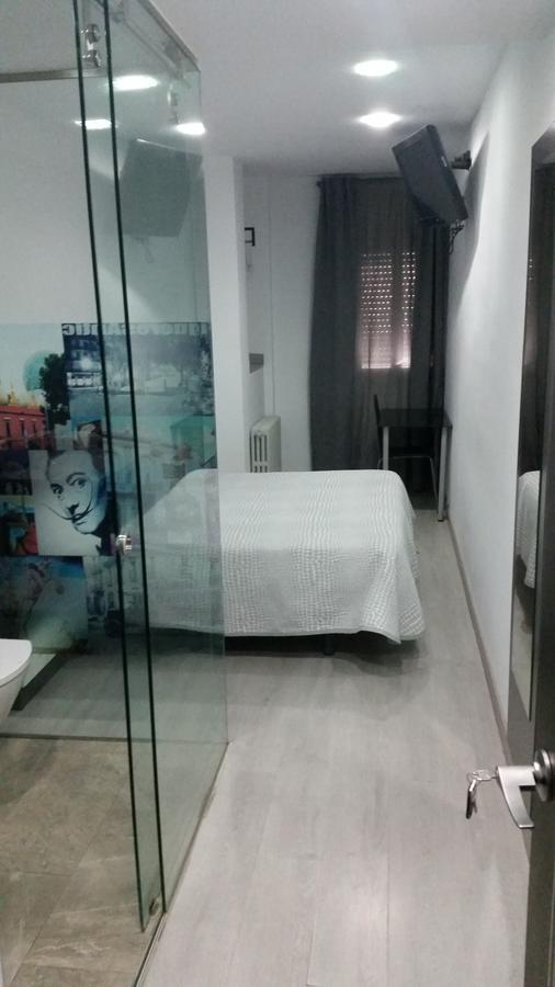Bed&Breakfast 10 Girona Dış mekan fotoğraf